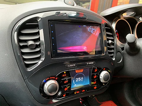 Nissan Juke 2011 model Upgraded with Pioneer SPH-DA160DAB CarPlay Stereo