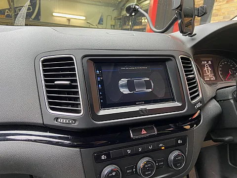 Seat Alhambra 2016 upgraded with Kenwood DMX7722DABS CarPlay Stereo