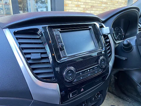 Fiat Fullback 2017 factory radio