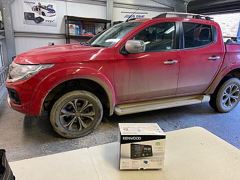 Fiat Fullback 2017 upgraded with Kenwood DMX5020DABS CarPlay / Android Auto Stereo