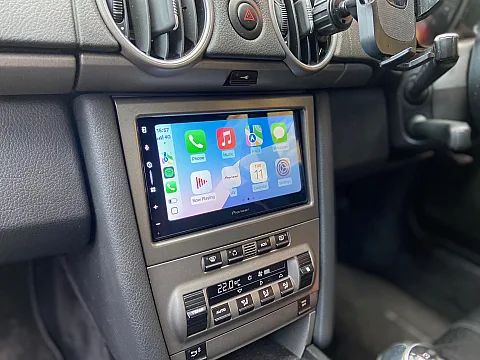Porsche Cayman 2007 upgraded with Pioneer SPH-DA77DAB Wireless CarPlay Stereo