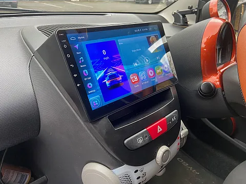 Toyota Aygo 2011 Factory radio