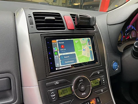 Toyota Auris 2011 upgraded with Pioneer SPH-DA130DAB CarPlay stereo