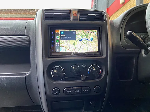Suzuki Jimny upgraded with JVC KW-M785DBW CarPlay Stereo & Focal Speakers