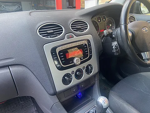 Ford Focus 2007 Factory Radio
