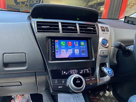 Toyota Prius Plus 2012 Upgraded with the Pioneer SPH-DA77DAB CarPlay stereo