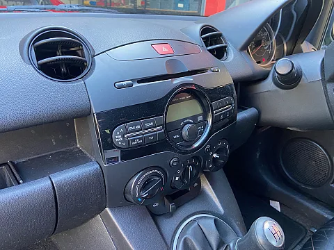 Mazda 2 2013 Factory Radio