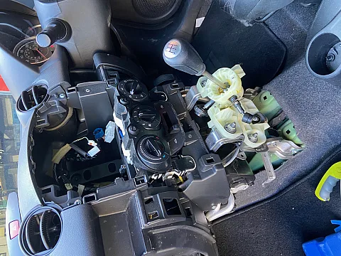 Mazda 2 2013 Upgraded with a JVC KW-M593BT CarPlay stereo