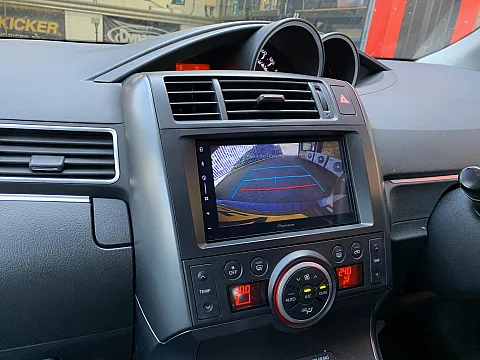 Toyota Corolla Verso 2016 upgraded with the Pioneer SPH-DA77DAB wireless Car Play stereo