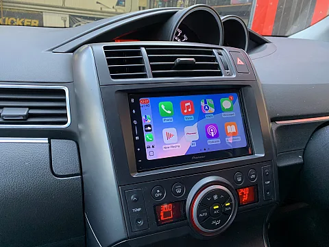 Toyota Corolla Verso 2016 upgraded with the Pioneer SPH-DA77DAB wireless Car Play stereo