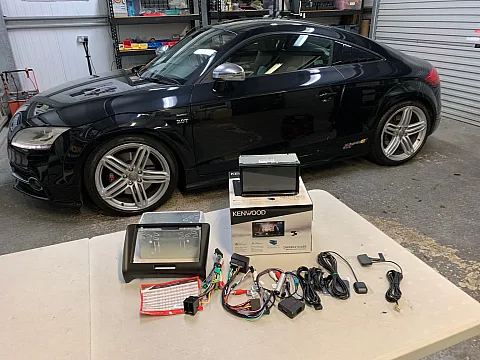 Audi TT 2012 upgraded with Kenwood DMX8021DABS wireless CarPlay stereo