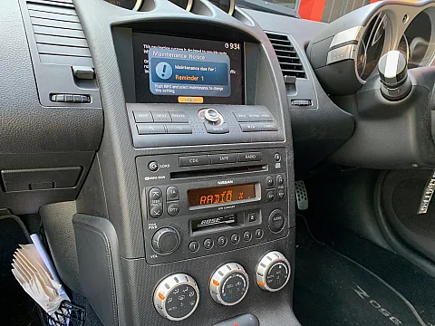 Nissan 350z 2008 factory radio