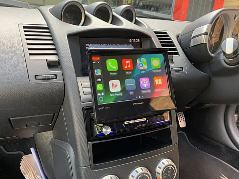 Nissan 350z 2008 upgraded with the Pioneer AVH-Z7200DAB car Stereo