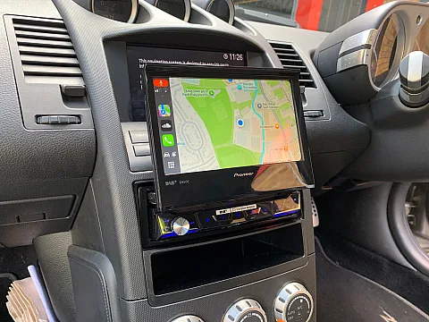 Nissan 350z 2008 upgraded with the Pioneer AVH-Z7200DAB car Stereo