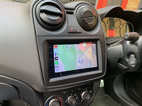 Alfa Romeo Mito 2014 upgraded with Pioneer SPH-DA360DAB wireless CarPlay stereo