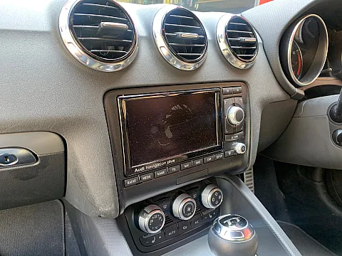 Audi TT 2013 factory radio