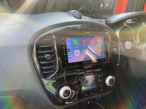 Nissan Juke Upgraded with Pioneer SPH-DA160DAB CarPlay Stereo