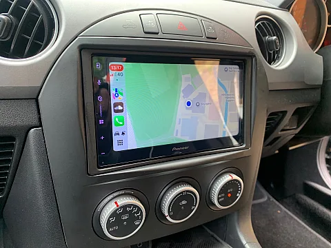 Mazda MX-5 2009 upgraded with a Pioneer SPH-DA77DAB wireless CarPlay stereo