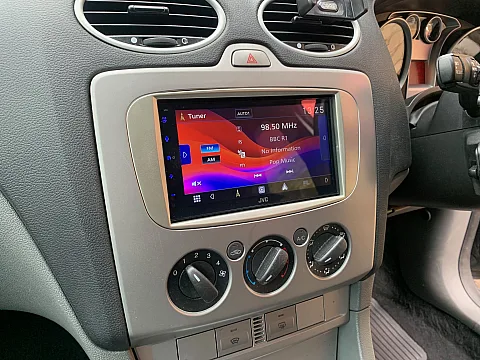 Ford Focus 2010 model upgraded with a JVC KW-M593BT CarPlay stereo