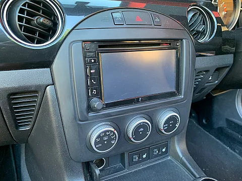 Mazda MX-5 2010 factory radio