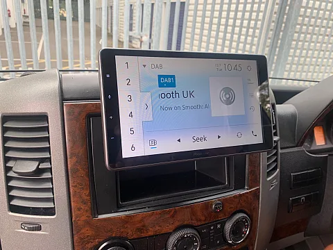 Mercedes Sprinter 2011 upgraded with Pioneer SPH-EVO950DAB-1D/UNI-C Stereo
