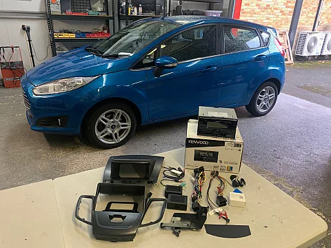 Ford Fiesta 2013 upgraded with a Kenwood DPX-7300DAB Bluetooth stereo