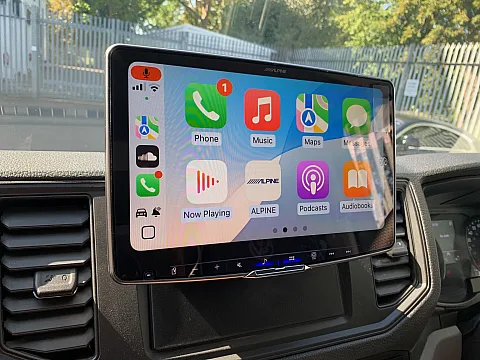 VW Crafter 2022 upgraded with Alpine ILX-F115D Car Stereo