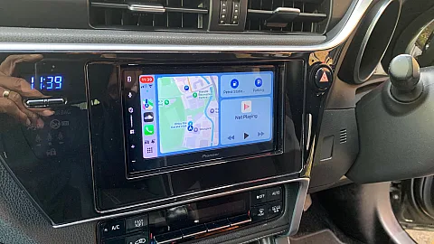 Toyota Auris 2016 upgraded with Pioneer SPH-DA77DAB Wireless CarPlay Stereo