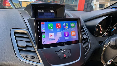 Ford Fiesta 2016 Upgraded with Pioneer SPH-DA77DAB CarPlay Stereo