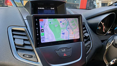Ford Fiesta 2016 Upgraded with Pioneer SPH-DA77DAB CarPlay Stereo