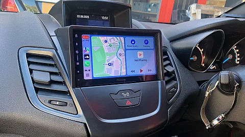 Ford Fiesta 2016 Upgraded with Pioneer SPH-DA77DAB CarPlay Stereo
