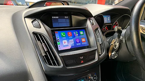 Ford Focus 2014 model upgraded with Pioneer SPH-DA160DAB CarPlay / Android Auto Stereo