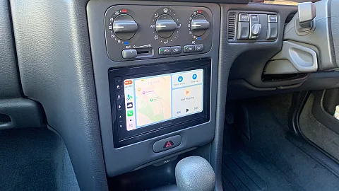 Volvo V70 1998 upgraded with Kenwood DMX6523DABS CarPlay Stereo