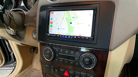 Mercedes ML 2008 Upgraded with Alpine ILX-705D CarPlay Android Auto Stereo