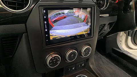 Mazda MX-5 2013 Upgraded with Pioneer SPH-DA77DAB CarPlay Stereo