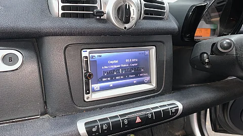 Smart Car 2012 factory radio