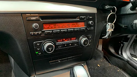 BMW 1 Series 2011 Factory Radio