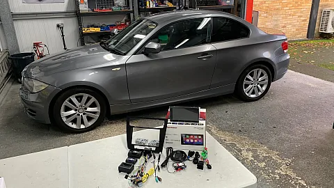 BMW 1 Series 2011 upgraded with Pioneer SPH-DA77DAB CarPlay Stereo