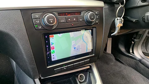 BMW 1 Series 2011 upgraded with Pioneer SPH-DA77DAB CarPlay Stereo