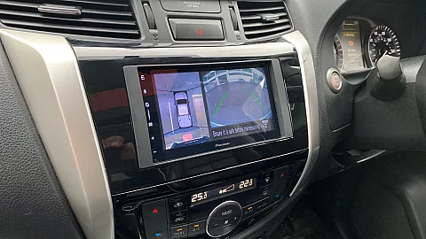 Nissan Navara 2019 Upgraded with Pioneer SPH-DA77DAB CarPlay Stereo