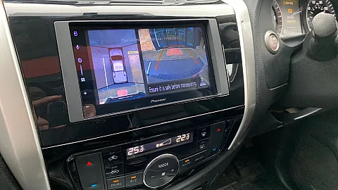 Nissan Navara 2019 Upgraded with Pioneer SPH-DA77DAB CarPlay Stereo