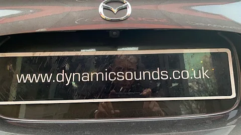 Mazda MX-5 2015 upgraded with Pioneer ND-BC9 Reverse Camera