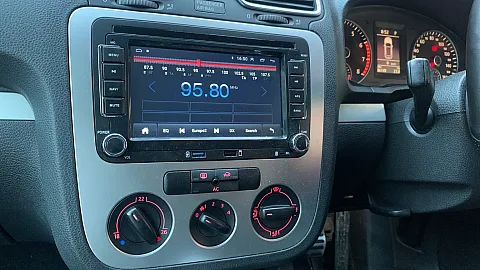 VW Scirocco 2009 Factory Radio