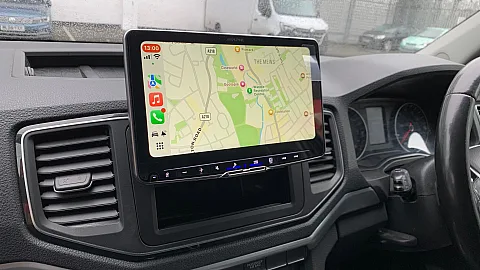 VW Amarok 2017 upgraded with Alpine iLX-F905T6 CarPlay Stereo
