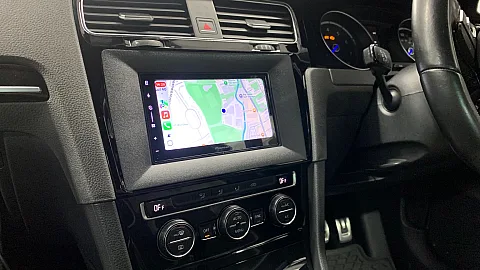 VW Golf 2016 upgraded with Pioneer SPH-DA77DAB 6.8" CarPlay stereo