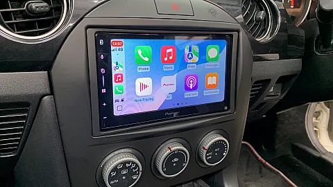 Mazda MX-5 2013 fitted with Pioneer SPH-DA77DAB CarPlay Stereo