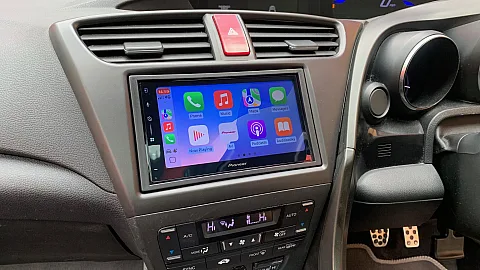 Honda Civic 2014 upgraded with Pioneer SPH-DA77DAB 6.8" CarPlay Stereo