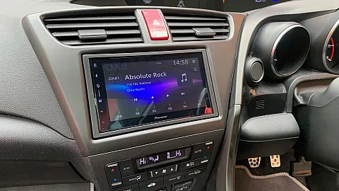 Honda Civic 2014 upgraded with Pioneer SPH-DA77DAB 6.8" CarPlay Stereo