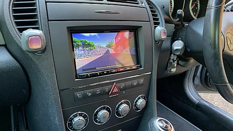 Mercedes SLK 2010 Upgraded with KENWOOD DMX8021DABS CarPlay stereo