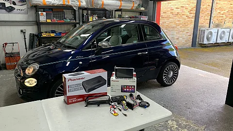 Fiat 500 2017 fitted with Pioneer SPH-DA77DAB 6.8" CarPlay Stereo